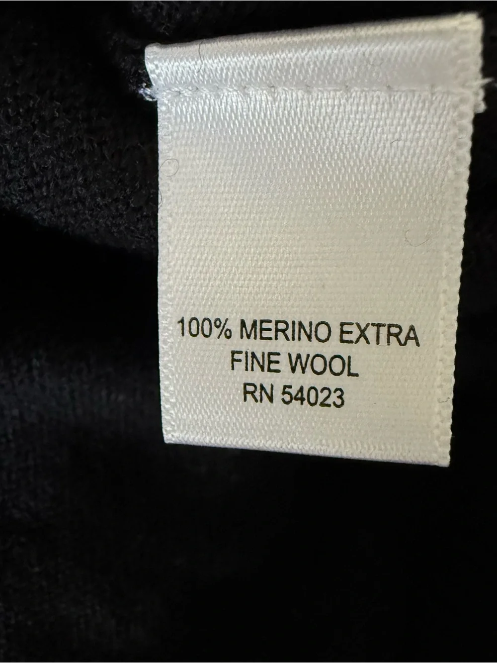 Banana Republic Men's Extra Fine Merino Wool Black Crewneck Knit Sweater Medium